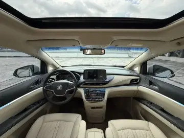 2023 Buick GL8 с пробегом 122 000 км