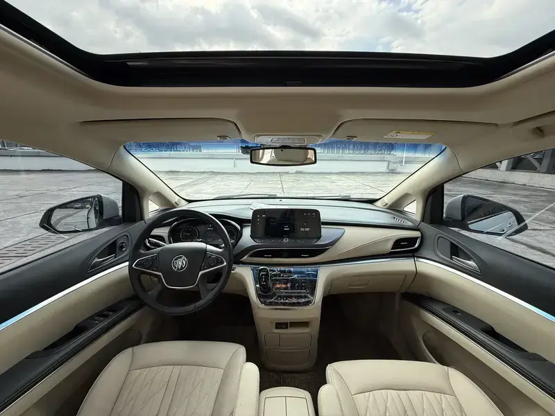 2023 Buick GL8 с пробегом 122 000 км