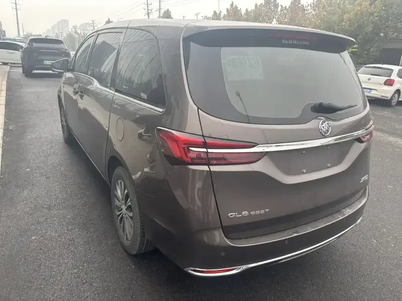 2021 Buick GL8 с пробегом 57 500 км