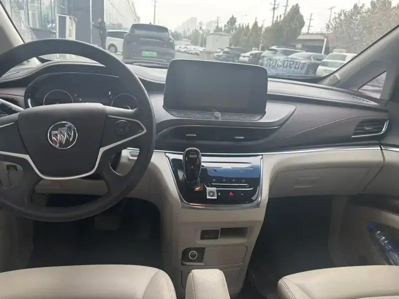 2021 Buick GL8 с пробегом 57 500 км