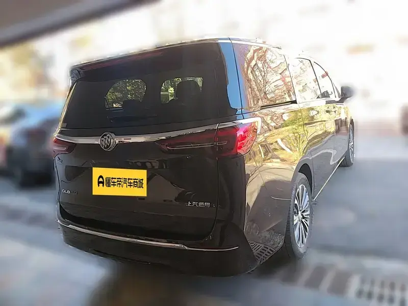 2021 Buick GL8 с пробегом 93 700 км