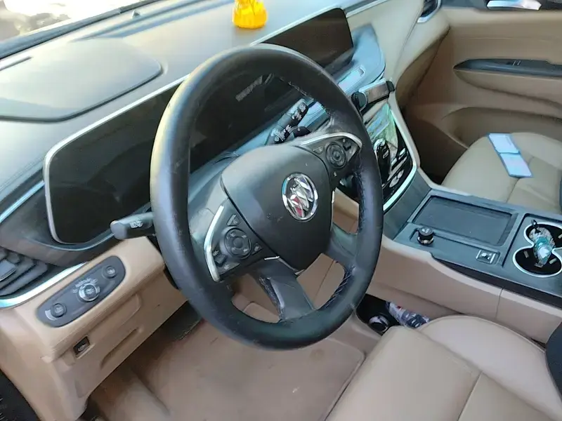 2021 Buick GL8 с пробегом 93 700 км