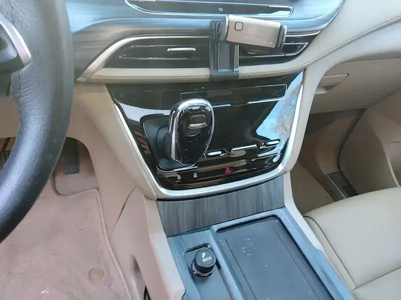 2021 Buick GL8 с пробегом 93 700 км
