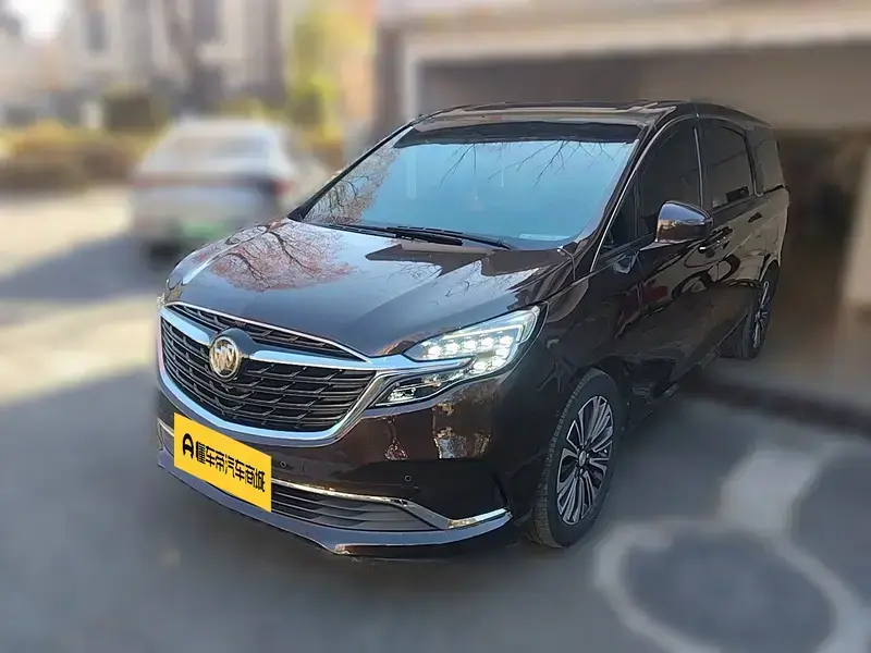 2021 Buick GL8 с пробегом 93 700 км