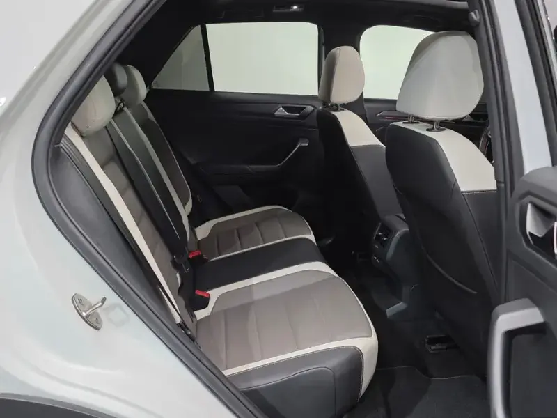 2022 Volkswagen T-Roc с пробегом 56 613 км