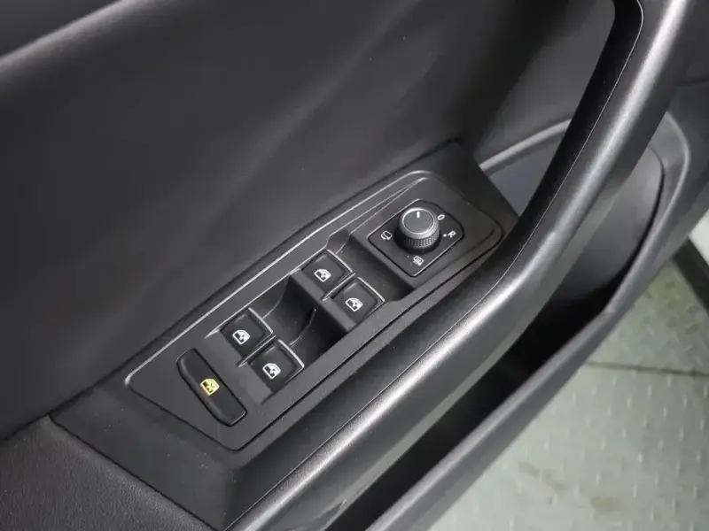 2022 Volkswagen T-Roc с пробегом 56 613 км