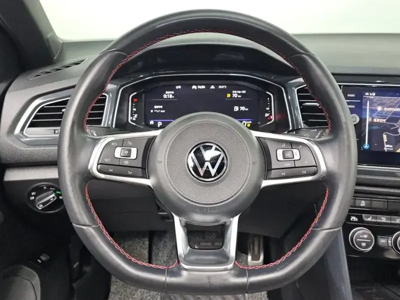 2021 Volkswagen T-Roc с пробегом 63 622 км