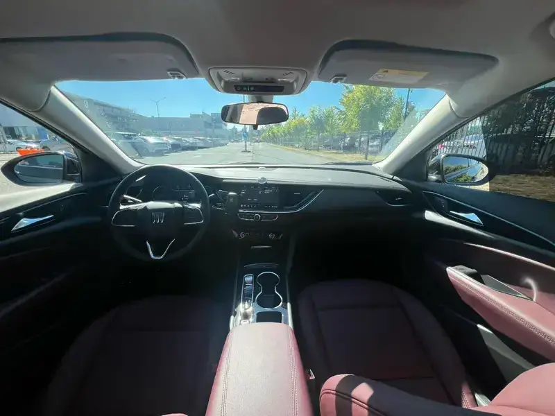 2025 Buick Regal с пробегом 28 600 км