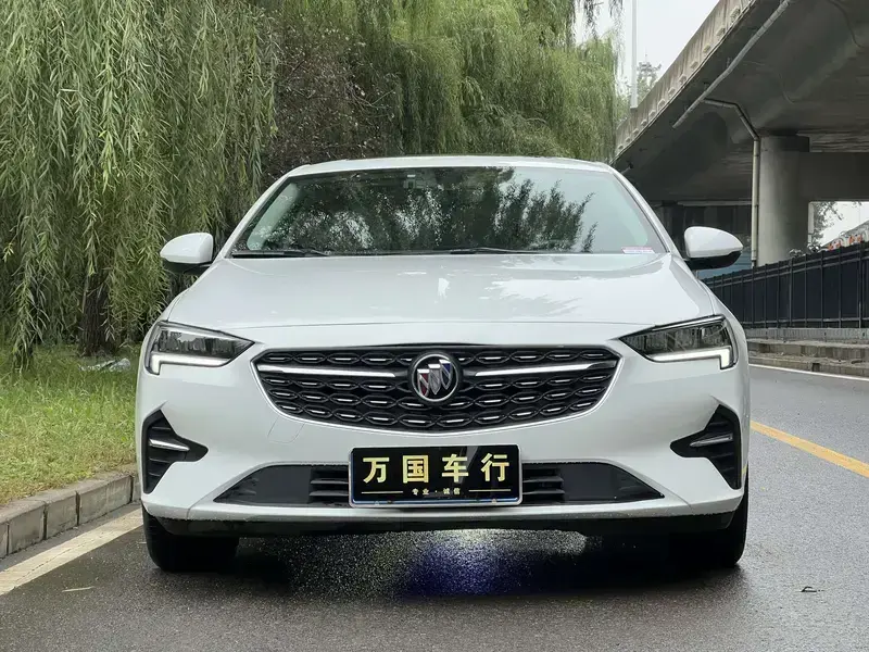 2021 Buick Regal с пробегом 39 000 км