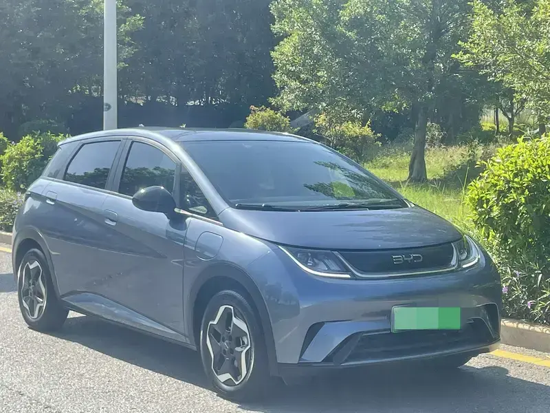 2025 BYD Dolphin с пробегом 23 000 км