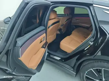 2025 BYD Han L с пробегом 13 000 км