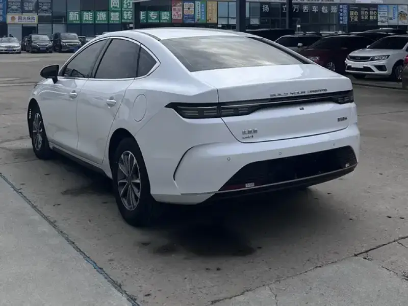 2024 BYD Destroyer 05 с пробегом 27 000 км