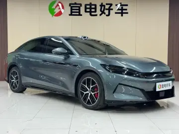 2025 BYD Han L с пробегом 11 000 км
