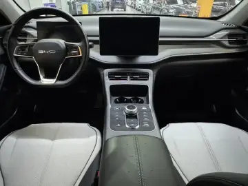 2024 BYD Destroyer 05 с пробегом 42 000 км