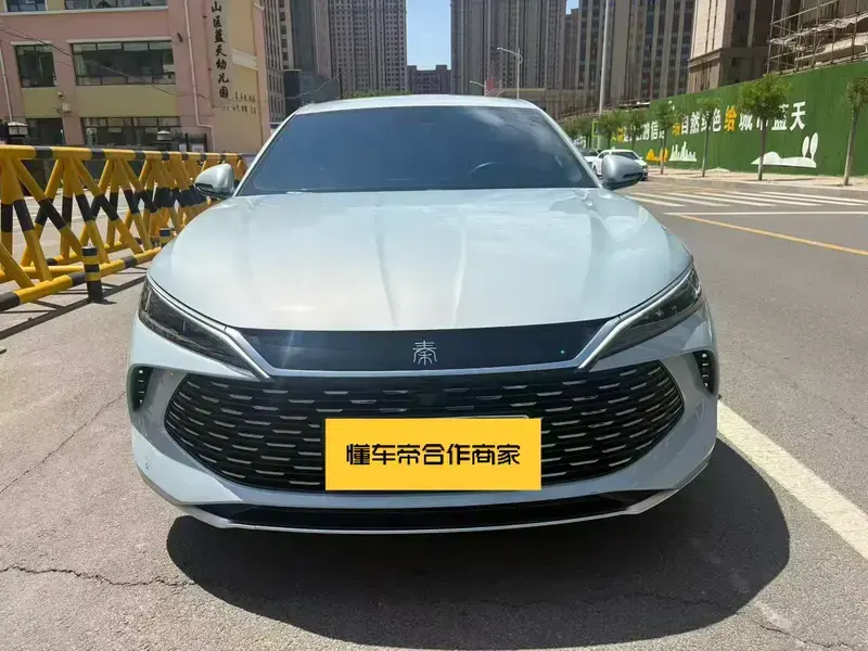 2024 BYD Qin L с пробегом 68 000 км