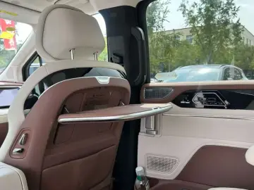 2025 BYD Xia (M9) с пробегом 3 000 км