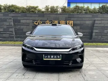 2025 BYD Han с пробегом 3 900 км