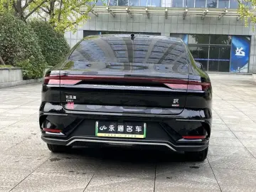 2025 BYD Han с пробегом 3 900 км