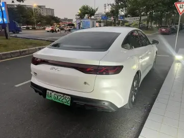 2024 BYD Qin L с пробегом 55 000 км