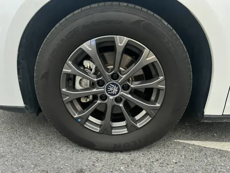 2024 BYD Qin L с пробегом 55 000 км