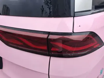 2025 BYD Xia (M9) с пробегом 12 400 км