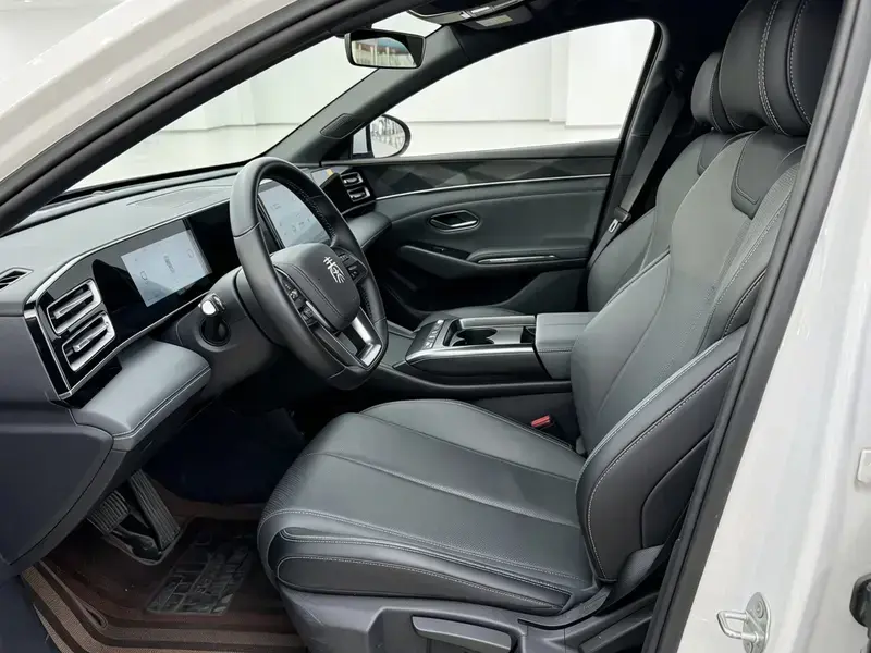 2026 BYD Qin L с пробегом 20 000 км