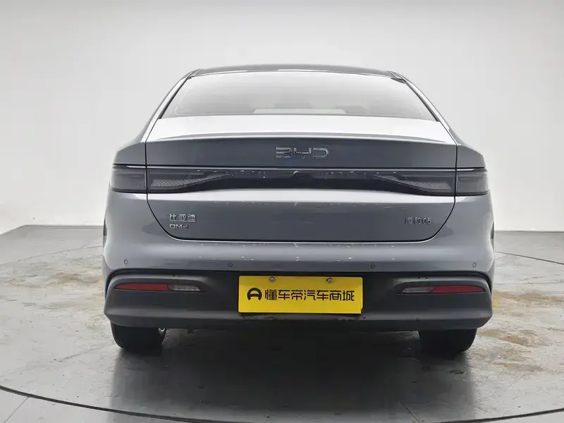 2025 BYD Seal 05 с пробегом 14 100 км