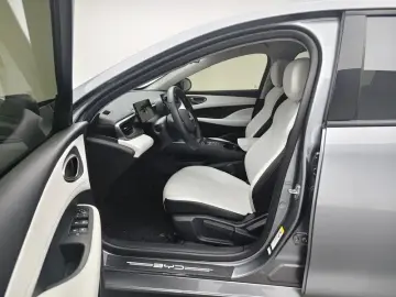 2025 BYD Seal 05 с пробегом 14 100 км