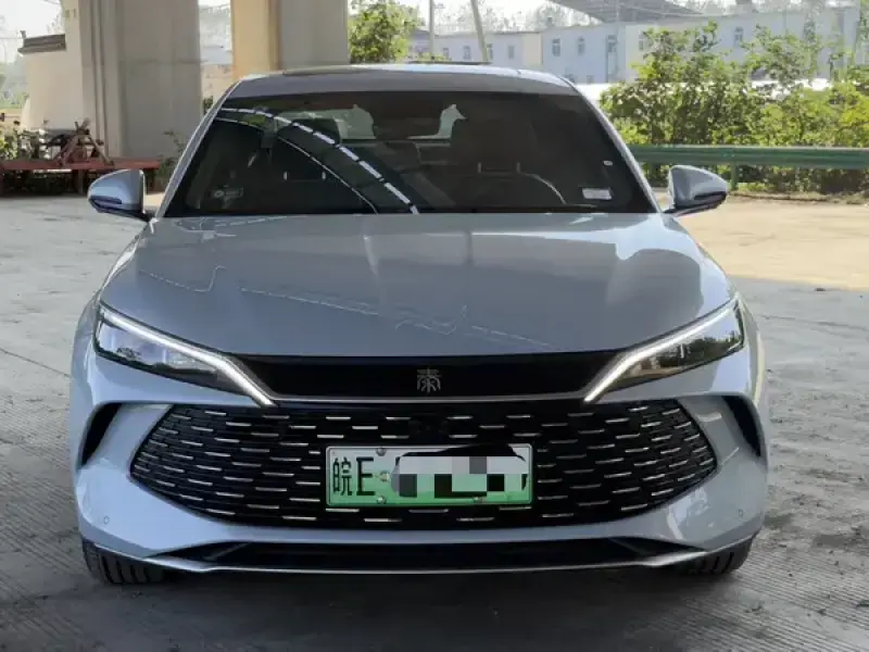 2024 BYD Qin L с пробегом 5 900 км