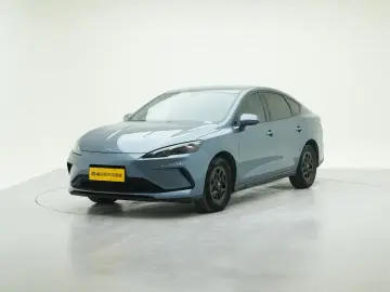 2025 BYD Seal 05 с пробегом 37 300 км