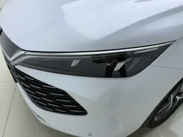 2024 BYD Qin L с пробегом 27 200 км