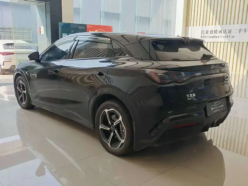 2025 BYD Seal 06 GT с пробегом 27 300 км