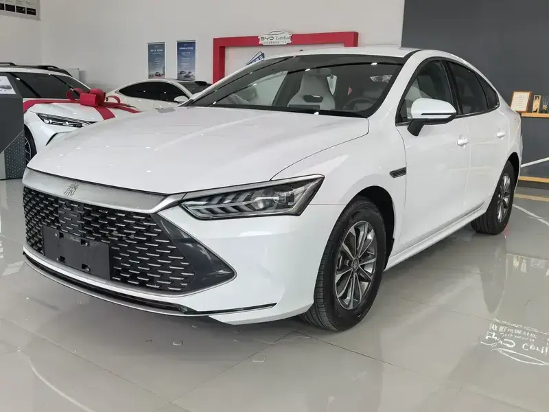 2023 BYD Qin Plus с пробегом 200 км