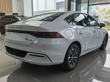 2023 BYD Qin Plus с пробегом 200 км