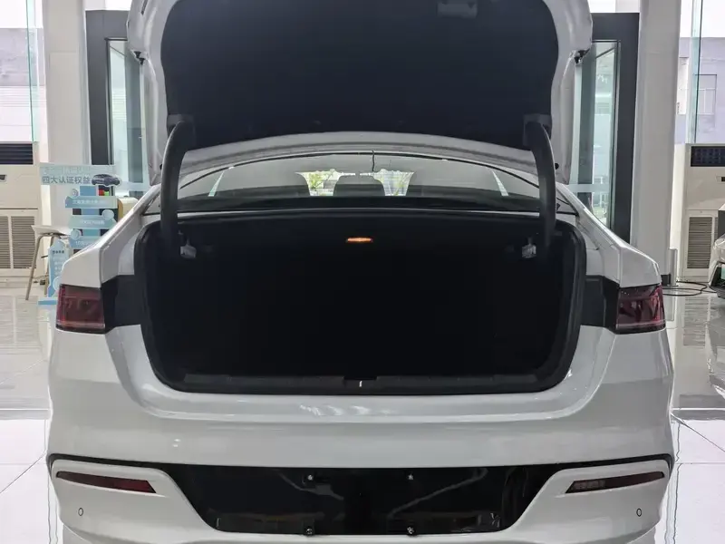 2023 BYD Qin Plus с пробегом 200 км