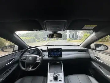 2025 BYD Qin Plus с пробегом 47 000 км