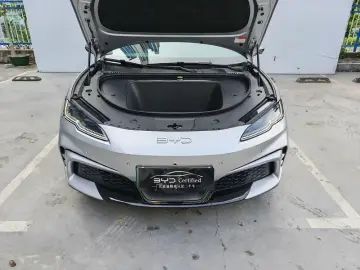2026 BYD Seal 06 GT с пробегом 5 000 км