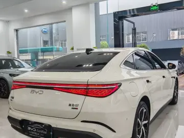 2026 BYD Seal 07 с пробегом 24 000 км