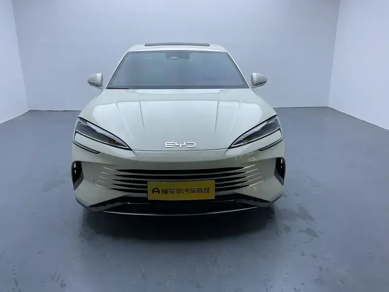 2024 BYD Seal 07 с пробегом 29 000 км