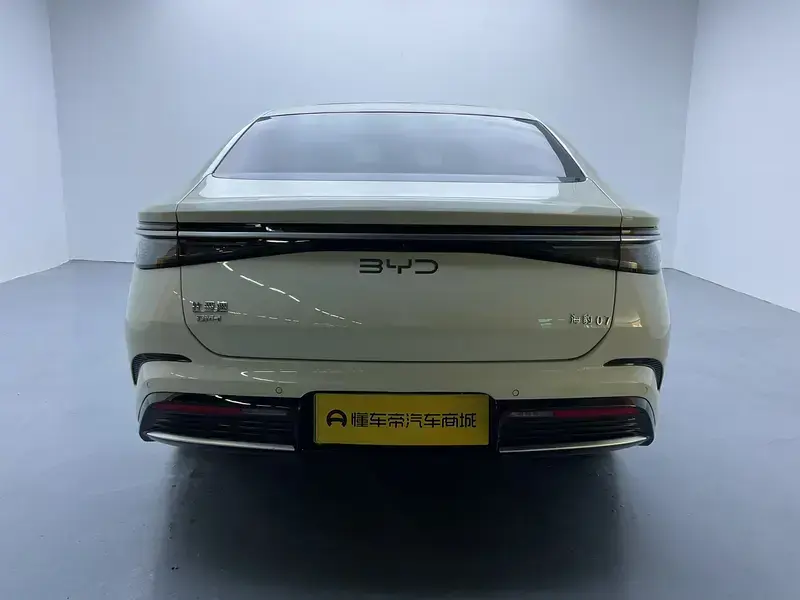 2024 BYD Seal 07 с пробегом 29 000 км