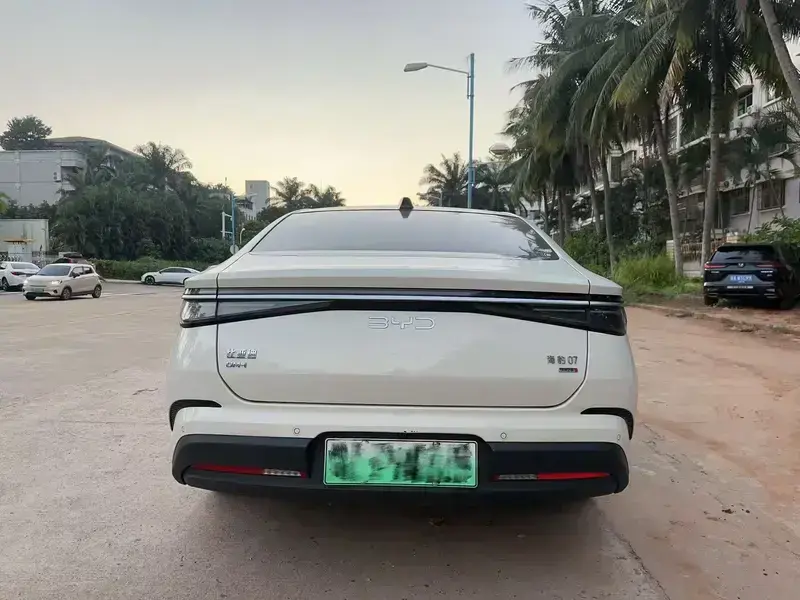 2026 BYD Seal 07 с пробегом 7 300 км