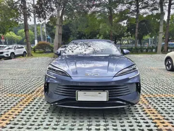 2024 BYD Seal 07 с пробегом 41 000 км