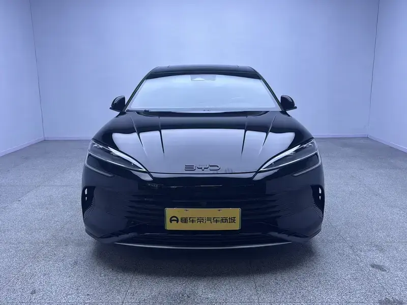 2024 BYD Seal 07 с пробегом 24 000 км