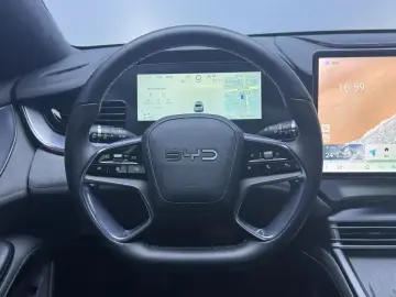 2024 BYD Seal 07 с пробегом 24 000 км