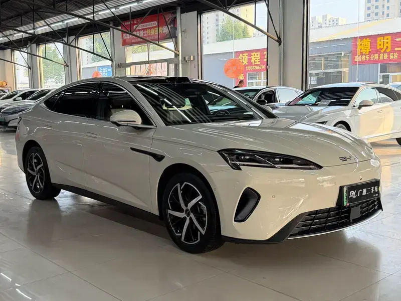 2026 BYD Seal 07 с пробегом 25 000 км
