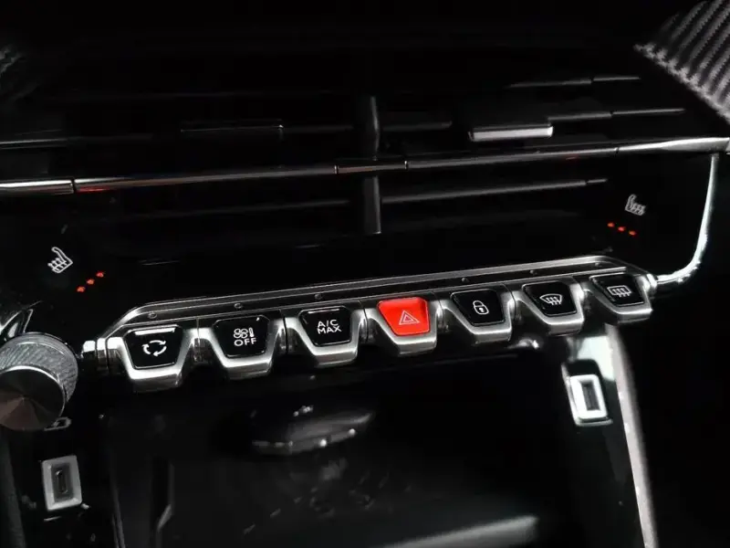 2021 Peugeot 208 с пробегом 52 335 км