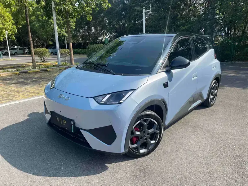 2025 BYD Seagull с пробегом 11 000 км