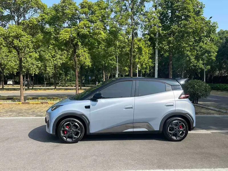 2025 BYD Seagull с пробегом 11 000 км