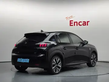 2022 Peugeot 208 с пробегом 98 785 км