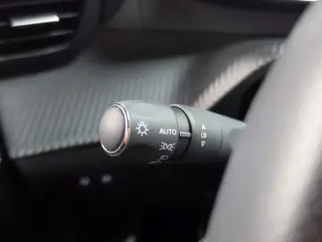 2022 Peugeot 208 с пробегом 98 785 км